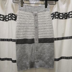 Vibrant Life cute gray white knit fuzzy button striped medium dog sweater button